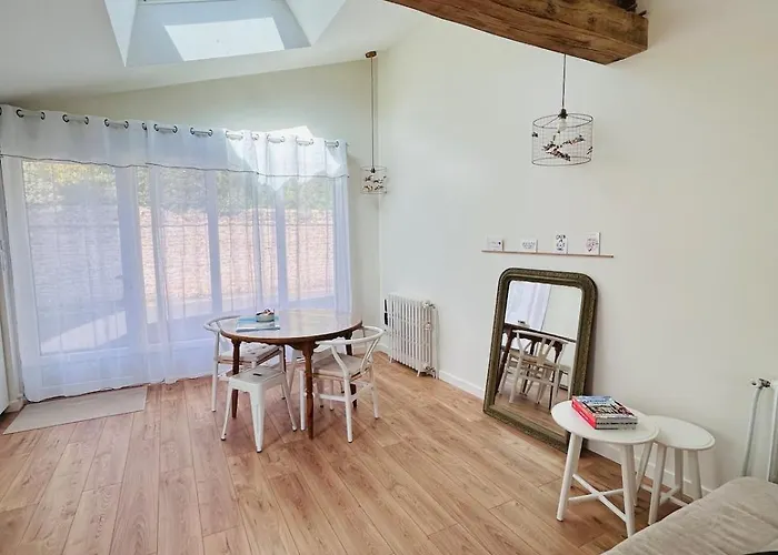 L Echappee Casa de Férias Bénouville